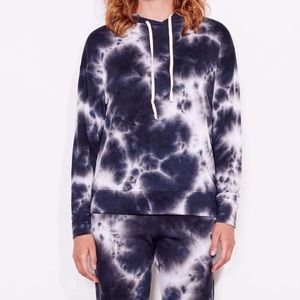 Sundry 2 piece Sweatsuit Set